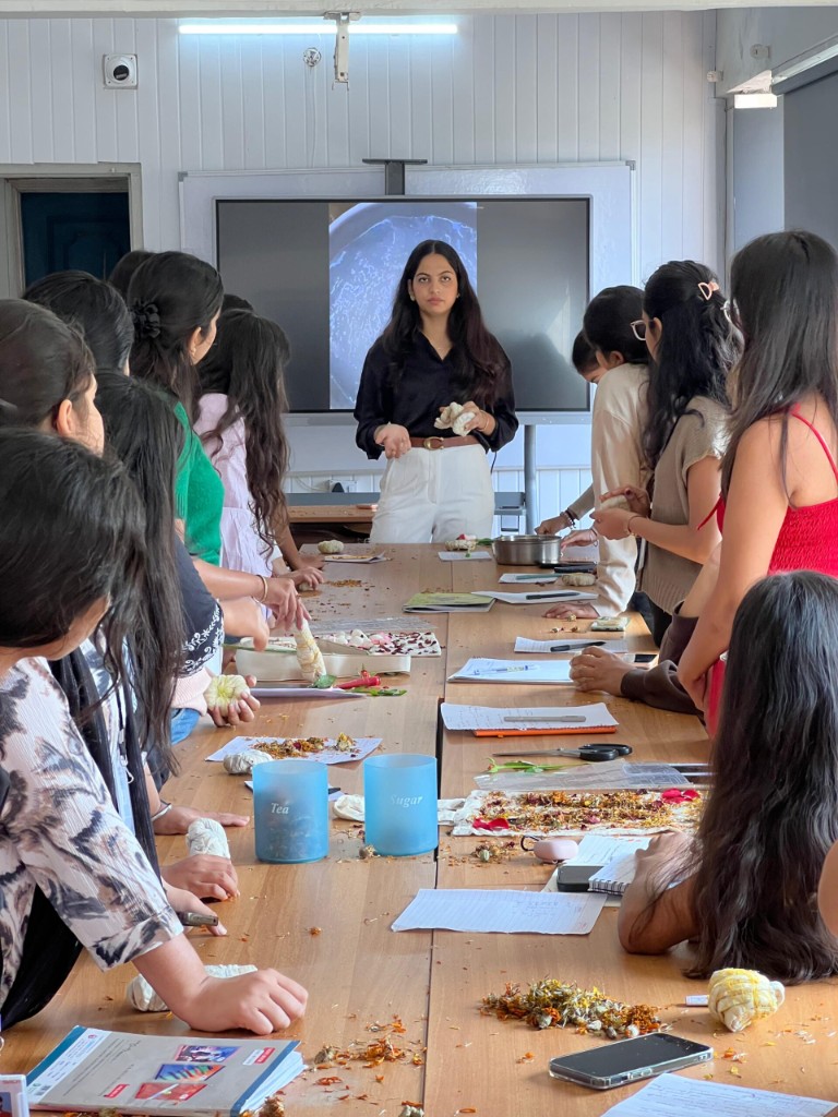 Students at SIDI campus workshop